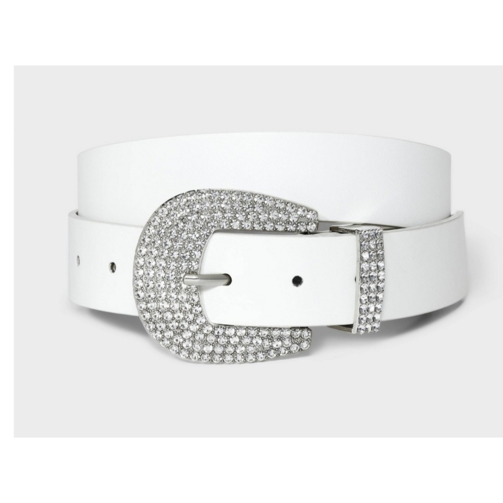 Elegant White Belt with Rhinestone Buckle
